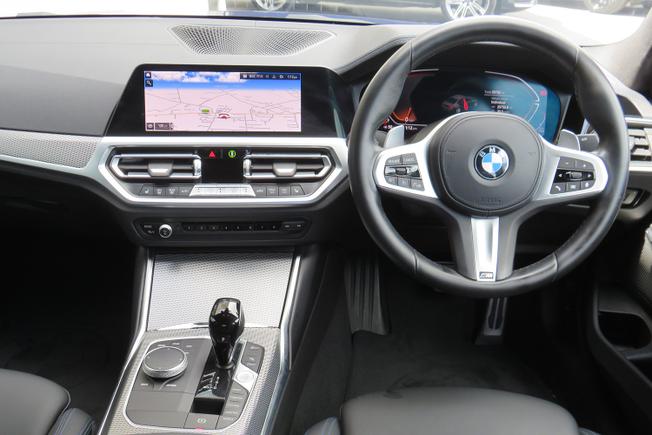 BMW 3 Series Photo 34