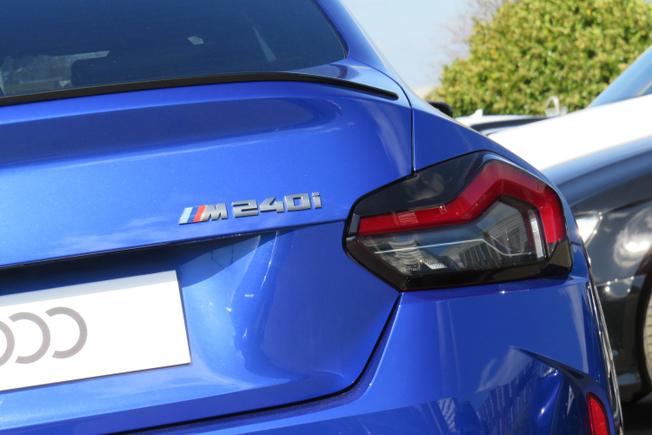 BMW 2 Series Photo 12
