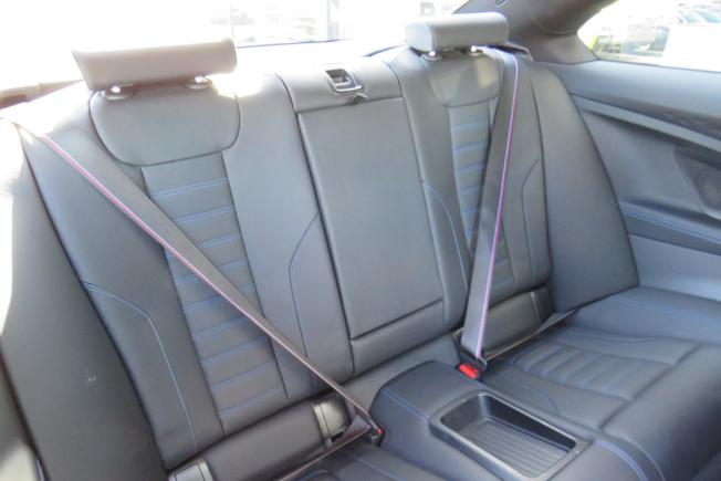 BMW 2 Series Photo 36