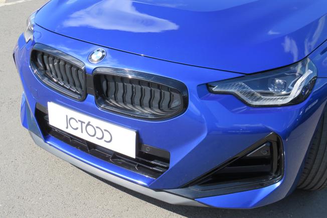 BMW 2 Series Photo 8