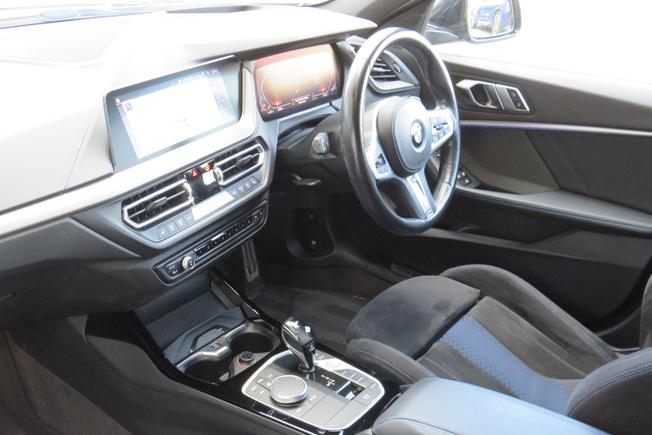 BMW 1 Series Photo 37