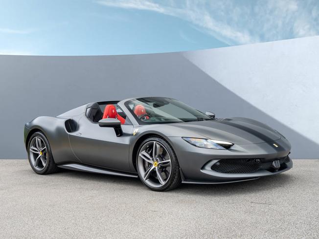 FERRARI 296gts Photo 1