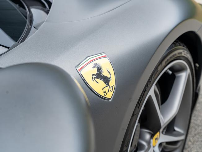 FERRARI 296gts Photo 27