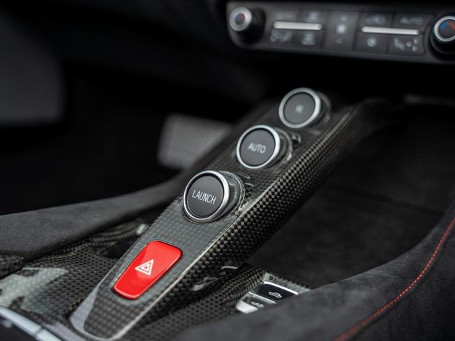 FERRARI Portofino M Photo 17