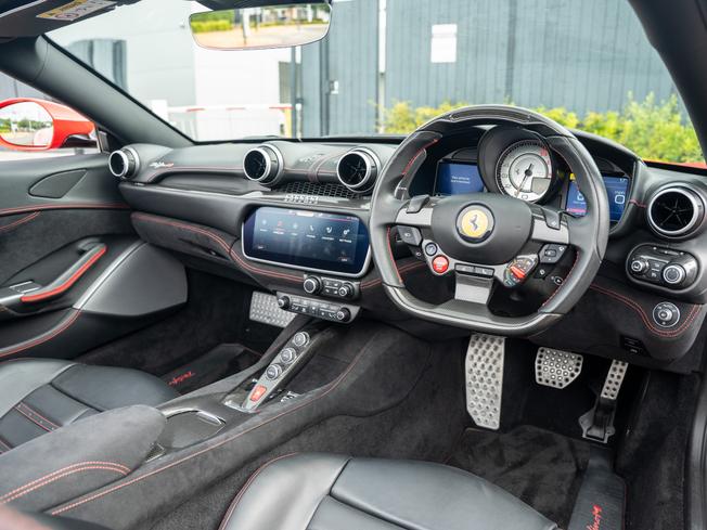 FERRARI Portofino M Photo 19