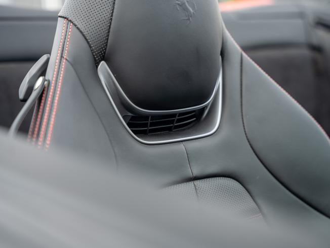 FERRARI Portofino M Photo 23