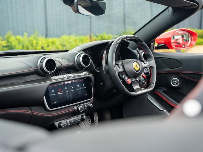 FERRARI Portofino M Photo 29