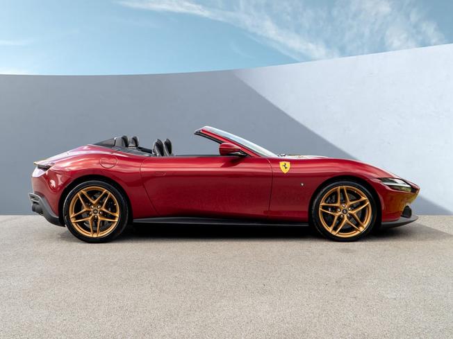 FERRARI Roma Spider Photo 5