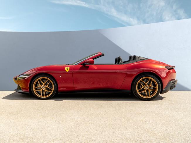 FERRARI Roma Spider Photo 6