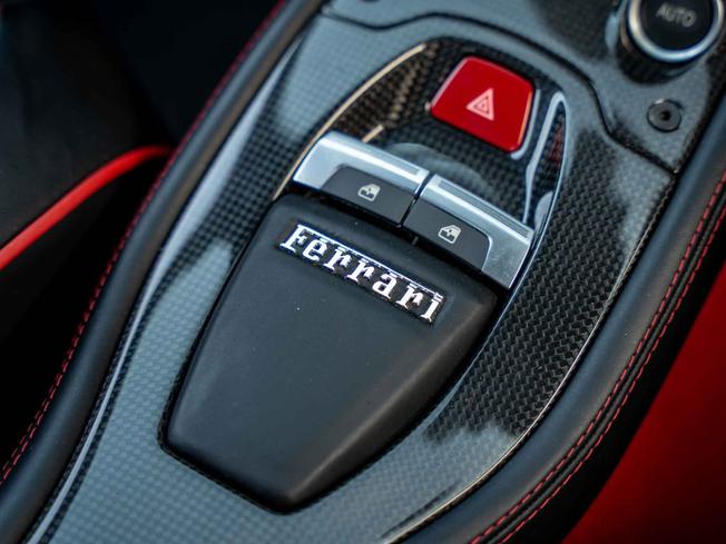 FERRARI 458 Photo 12