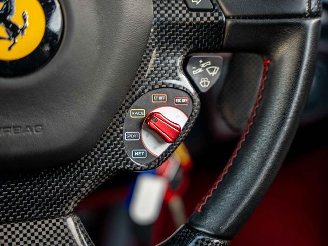 FERRARI 458 Photo 15