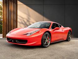 FERRARI 458 Photo 2