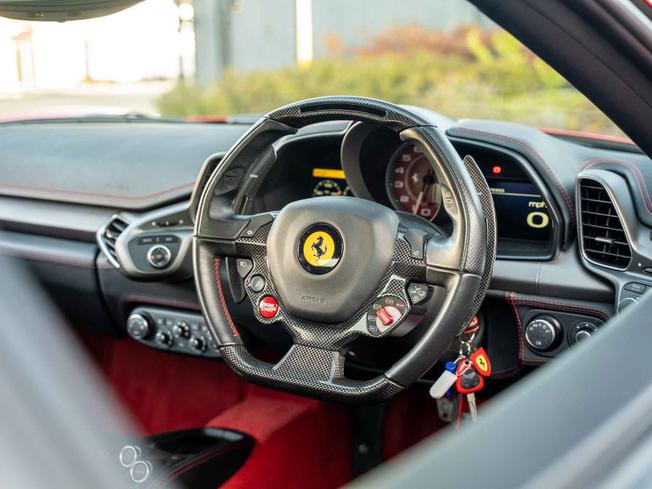 FERRARI 458 Photo 21