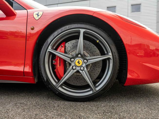 FERRARI 458 Photo 38