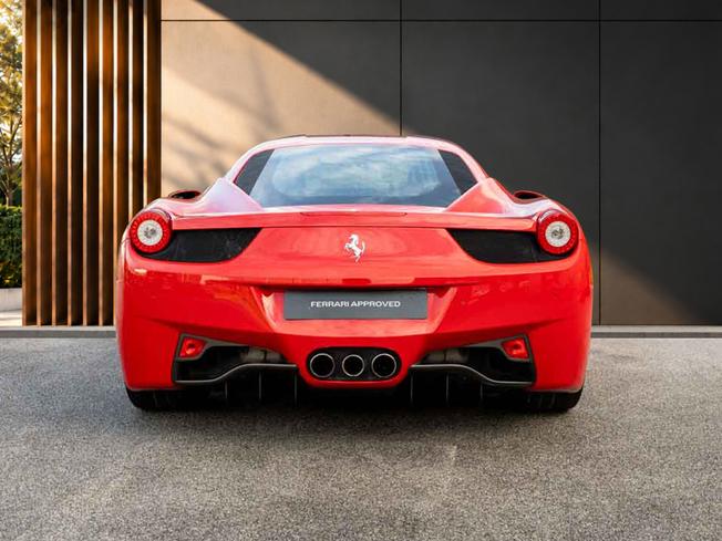 FERRARI 458 Photo 8