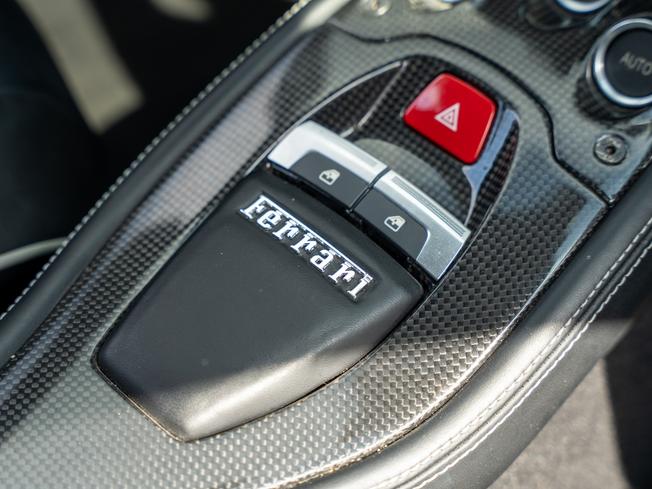 FERRARI 458 Photo 14