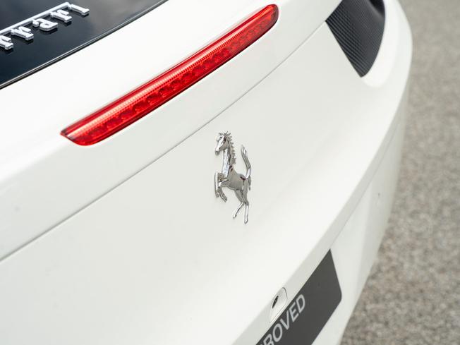 FERRARI 458 Photo 27
