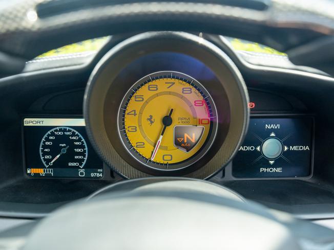 FERRARI 458 Photo 9