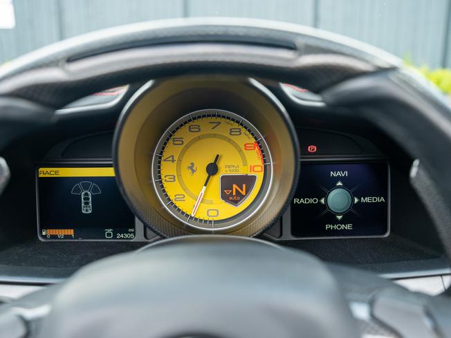 FERRARI 458 Spider Photo 12
