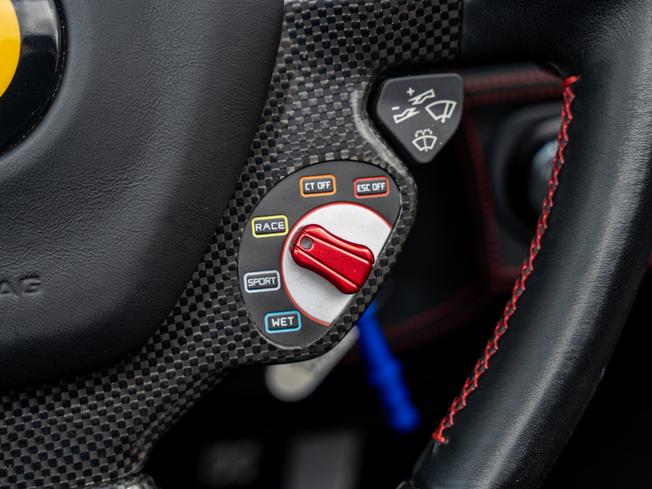 FERRARI 458 Spider Photo 19