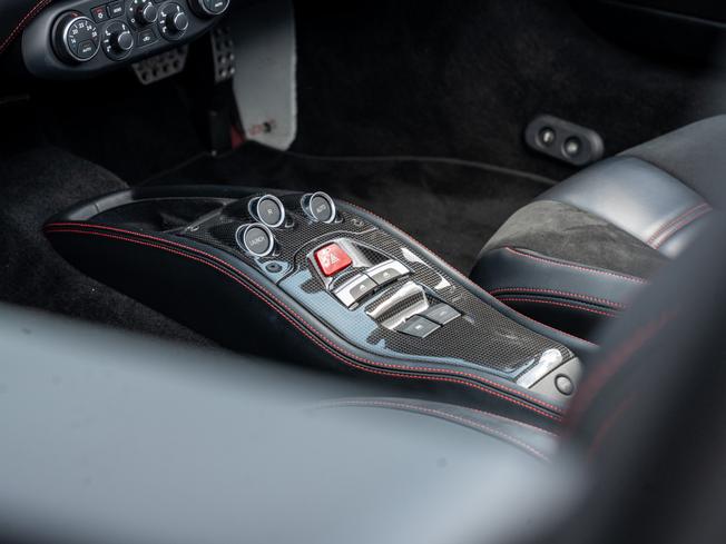 FERRARI 458 Spider Photo 27