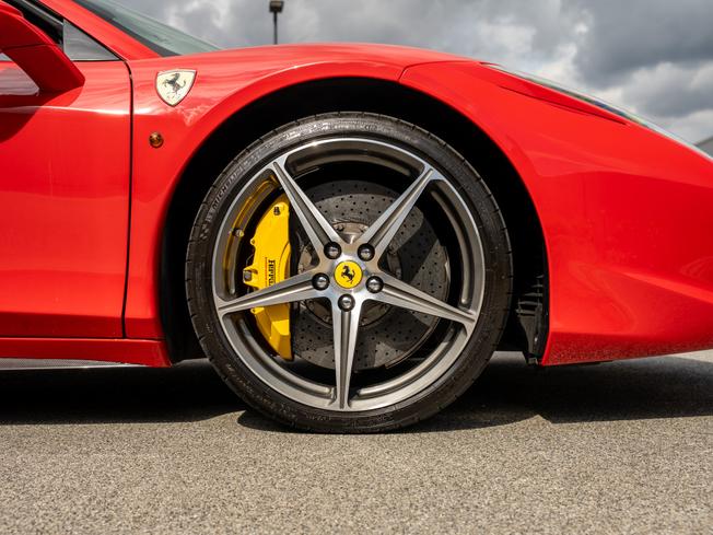 FERRARI 458 Spider Photo 35