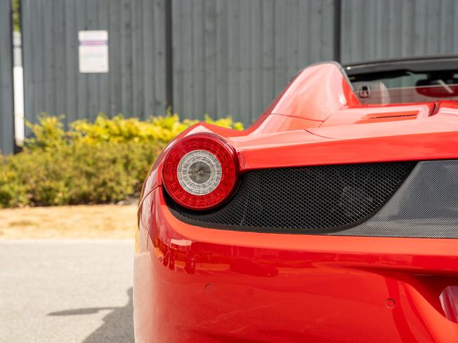 FERRARI 458 Spider Photo 36