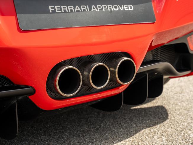 FERRARI 458 Spider Photo 37