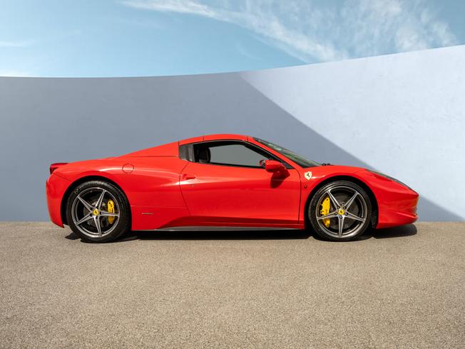 FERRARI 458 Spider Photo 5
