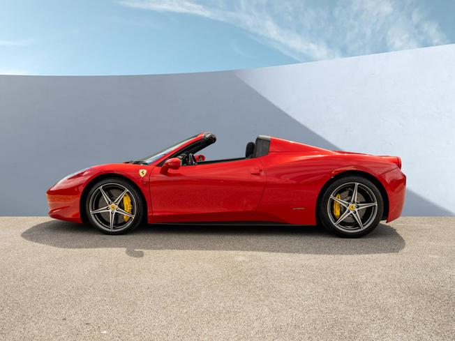FERRARI 458 Spider Photo 6