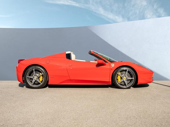 FERRARI 458 Spider Photo 5