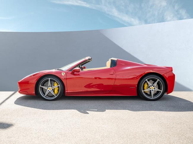 FERRARI 458 Spider Photo 6