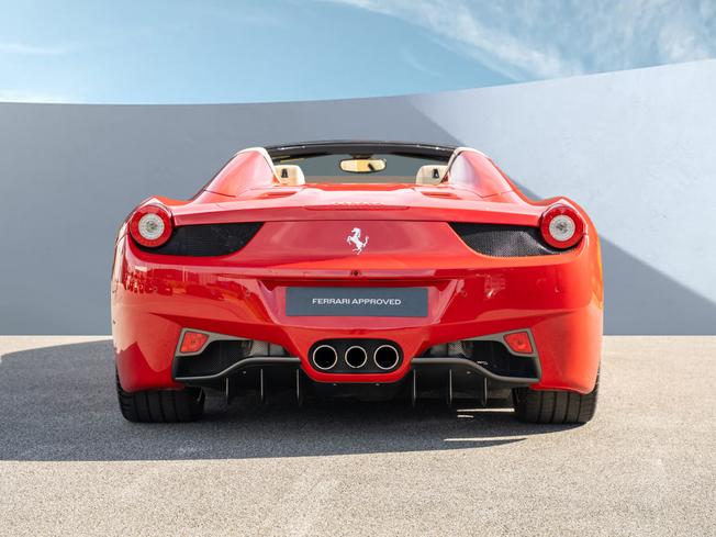 FERRARI 458 Spider Photo 8