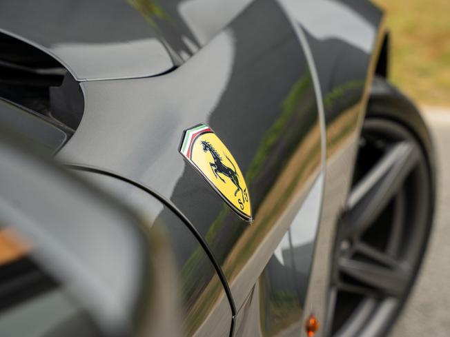 FERRARI F12 Berlinetta Photo 33