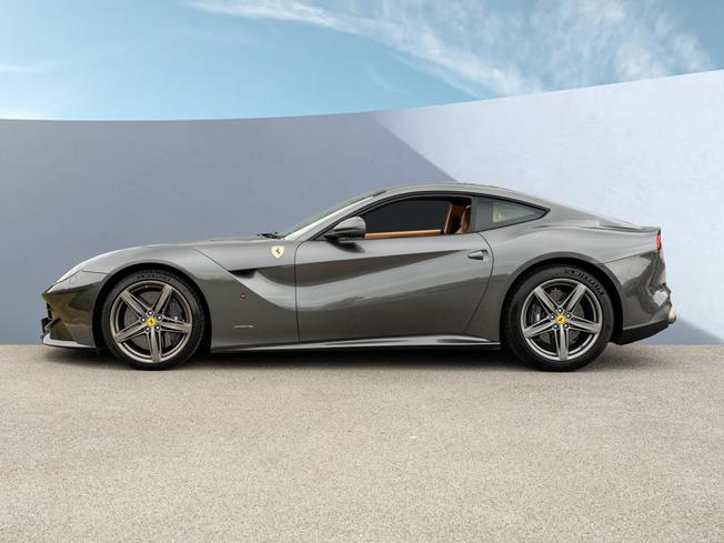 FERRARI F12 Berlinetta Photo 6
