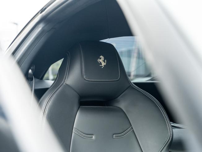 Ferrari F12 Berlinetta Photo 18