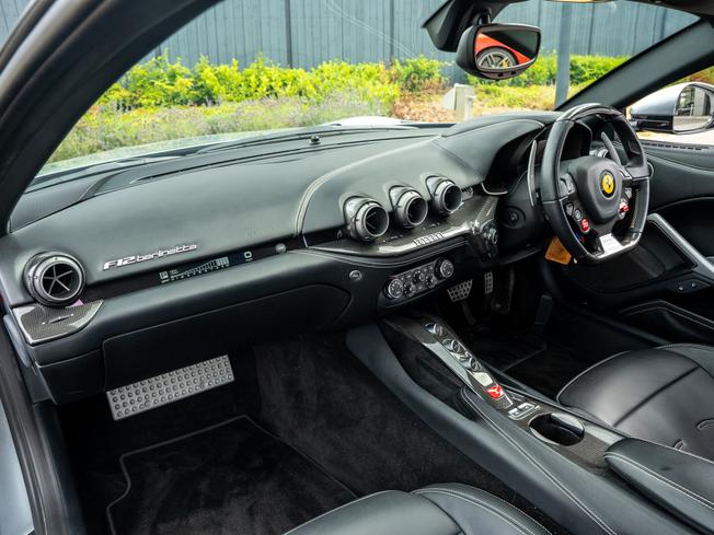 Ferrari F12 Berlinetta Photo 24