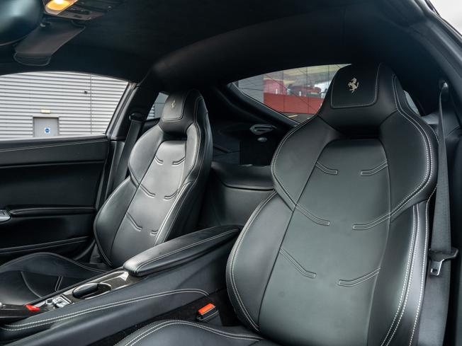 Ferrari F12 Berlinetta Photo 25