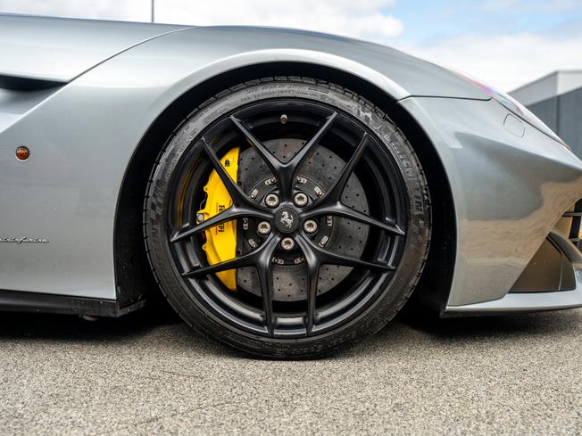 Ferrari F12 Berlinetta Photo 29