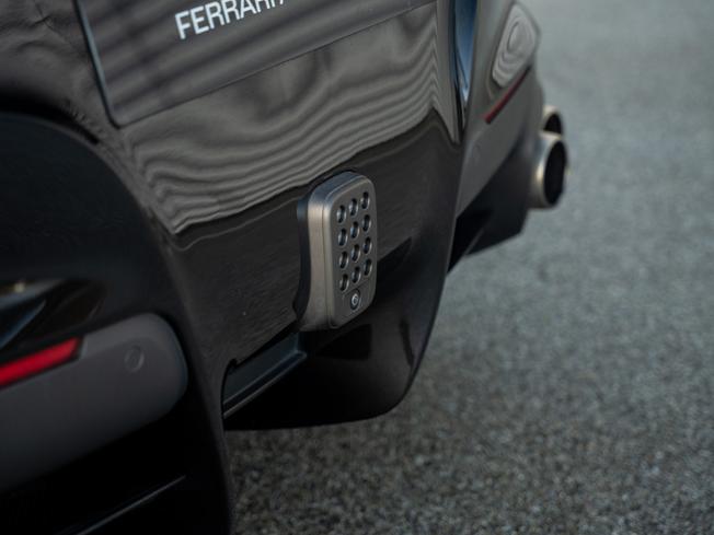 FERRARI F12 Berlinetta Photo 37