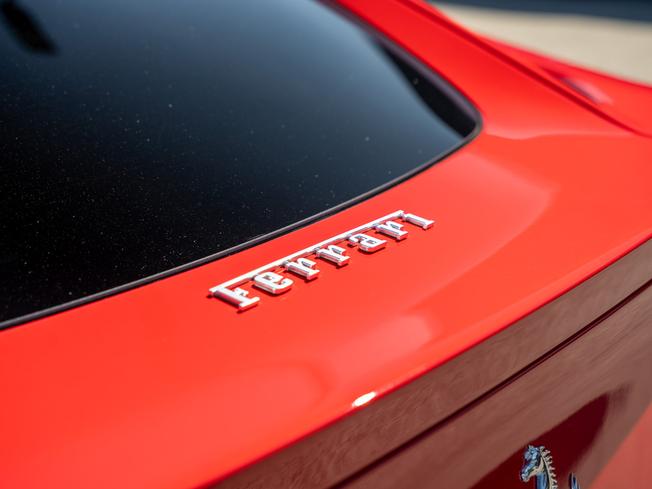 FERRARI F12 Berlinetta Photo 28