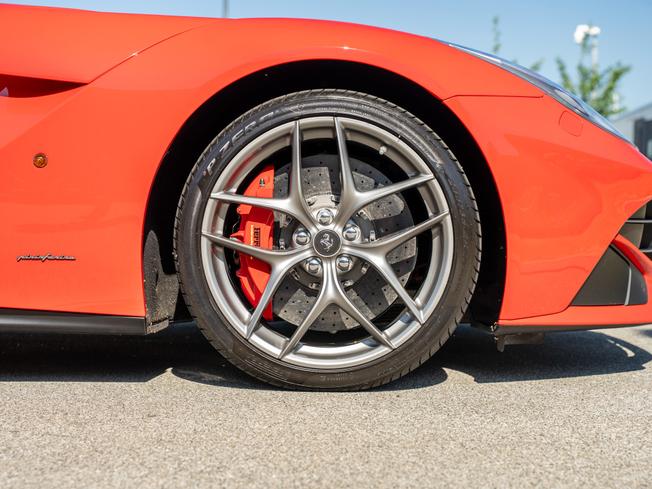 FERRARI F12 Berlinetta Photo 31