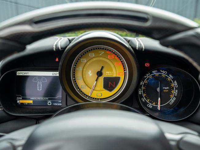 FERRARI California Photo 18