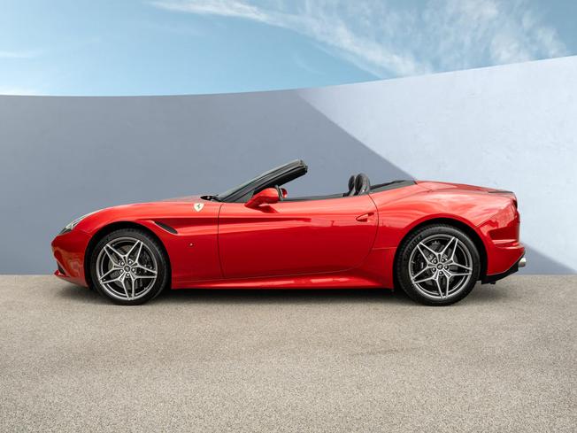 FERRARI California Photo 6