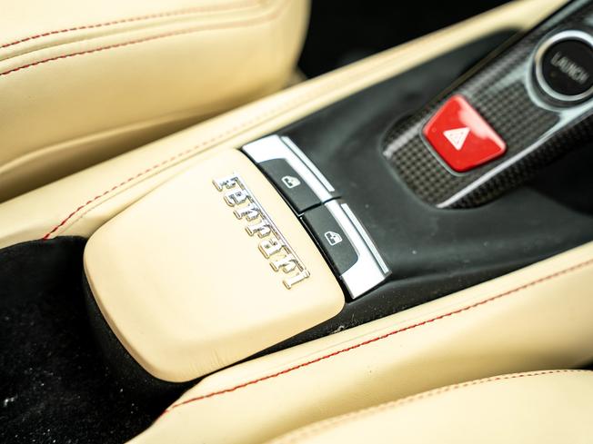 FERRARI 488 Gtb Photo 14