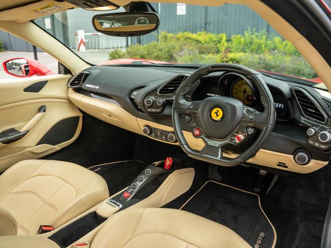 FERRARI 488 Gtb Photo 15