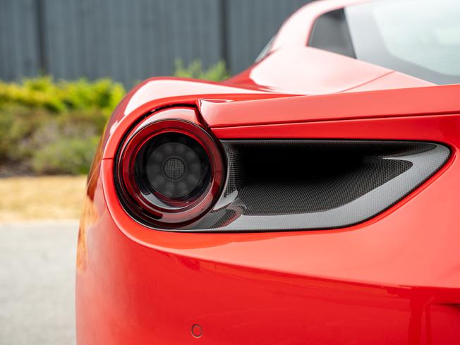FERRARI 488 Gtb Photo 27