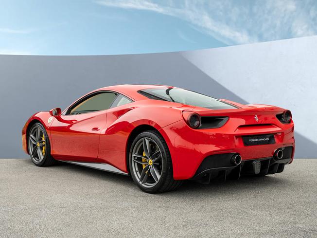 FERRARI 488 Gtb Photo 4