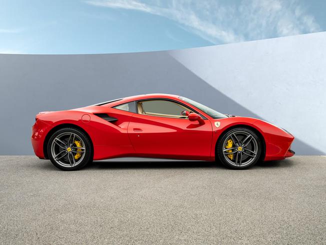 FERRARI 488 Gtb Photo 5