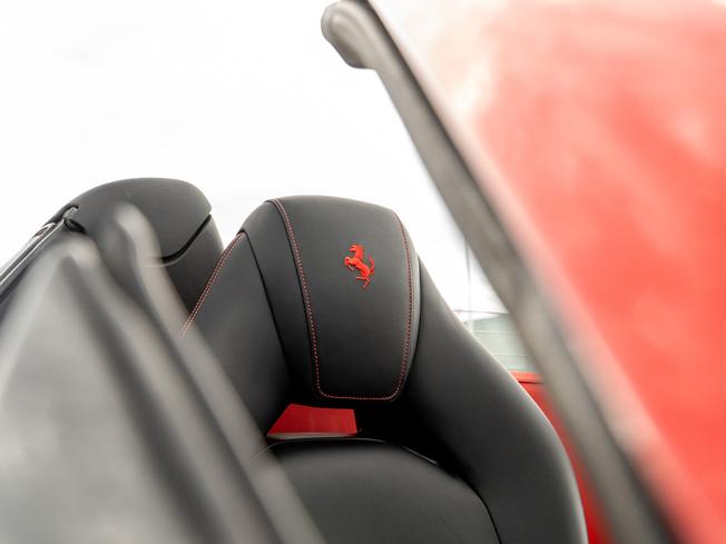 FERRARI 488 Spider Photo 20